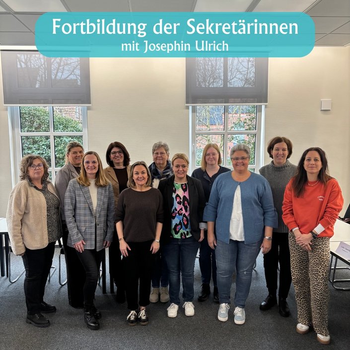 🗣️✨ 𝐅𝐨𝐫𝐭𝐛𝐢𝐥𝐝𝐮𝐧𝐠 𝐝𝐞𝐫 𝐒𝐞𝐤𝐫𝐞𝐭𝐚̈𝐫𝐢𝐧𝐧𝐞𝐧: 𝐒𝐨𝐮𝐯𝐞𝐫𝐚̈𝐧 𝐛𝐥𝐞𝐢𝐛𝐞𝐧 𝐢𝐧 𝐡𝐞𝐫𝐚𝐮𝐬𝐟𝐨𝐫𝐝𝐞𝐫𝐧𝐝𝐞𝐧 𝐆𝐞𝐬𝐩𝐫𝐚̈𝐜𝐡𝐞𝐧

Ein Tag mit richtig gutem Input,...